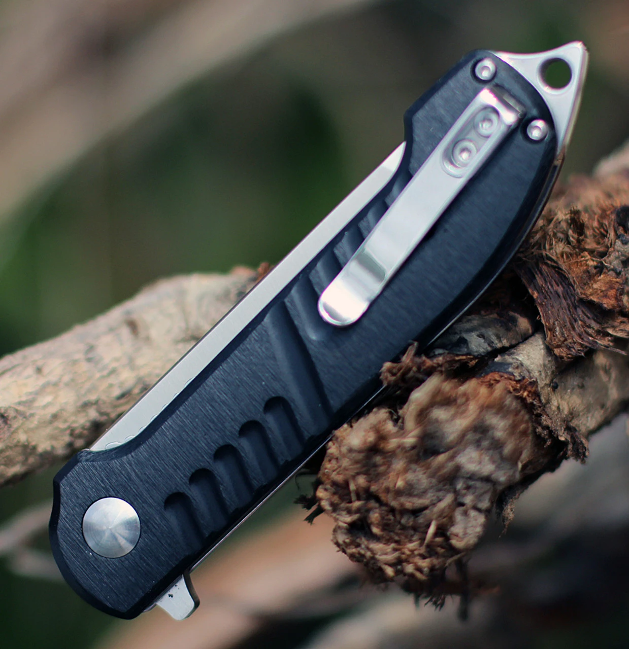 CRKT 4031 Razel GT Assisted Opening, 3.02" 8Cr13MoV Satin Plain Blade, Aluminum Handle 3 CRKT 4031 Razel GT Assisted Opening, 3.02" 8Cr13MoV Satin Plain Blade, Aluminum Handle - Image 3